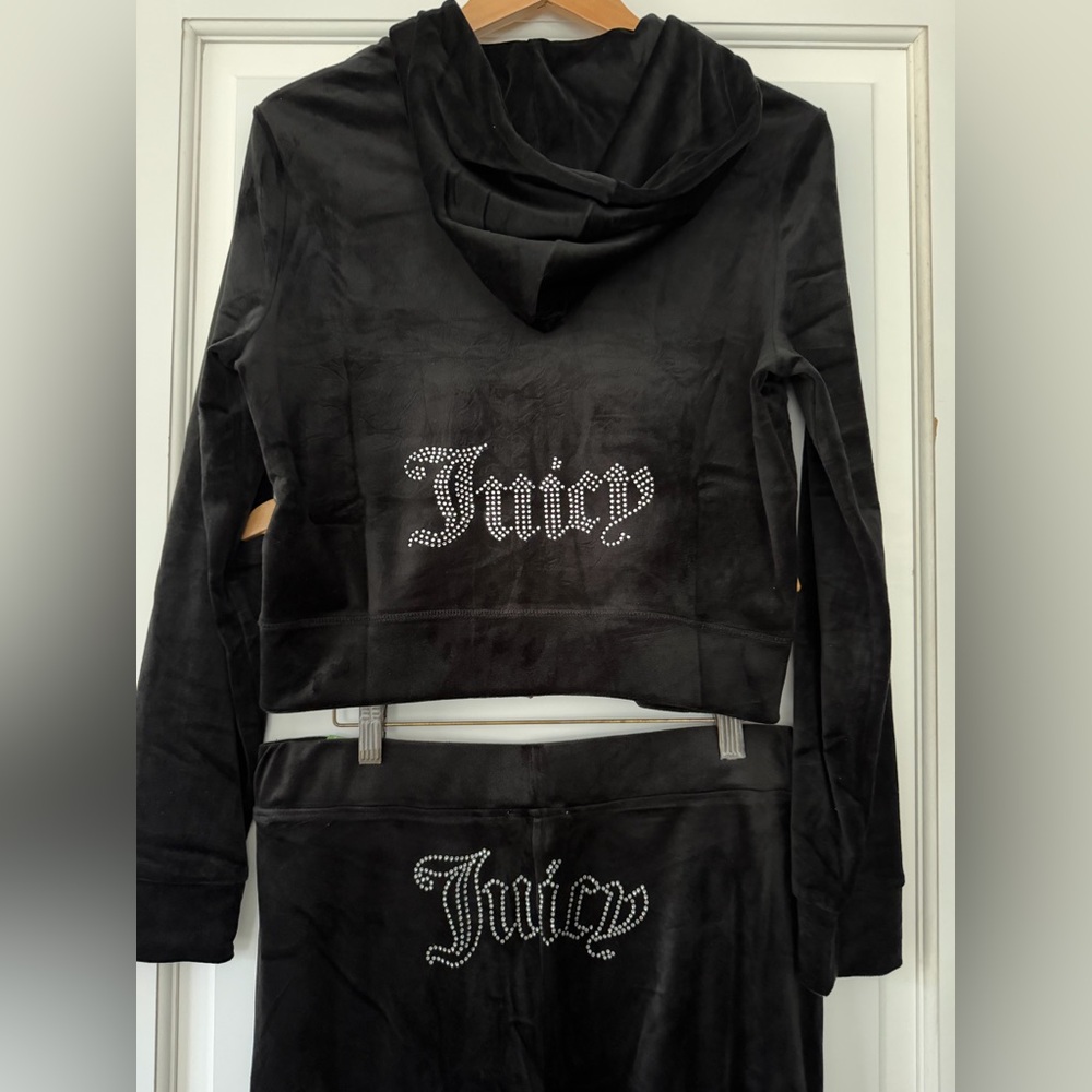 NEW Juicy Couture Classic Mid-Rise Velour Tracksuit Set - Black size Large